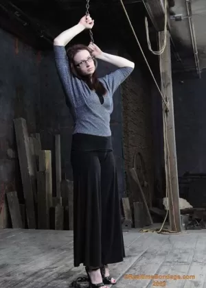 Милфа брюнетка Индия Саммер перевернулась с ног на голову для мастурбации пизды