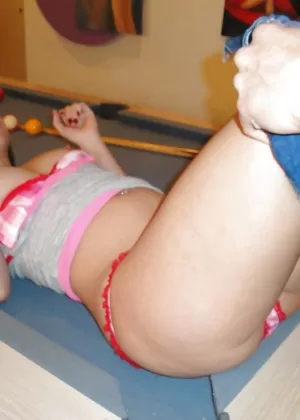 Молоденькая красотка с большими сиськами Джада Стивенс получает большой член в свою киску