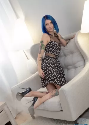 Татуированный подросток Кеоки Стар щеголяет крашеными волосами во время секса со своим другом-мужчиной