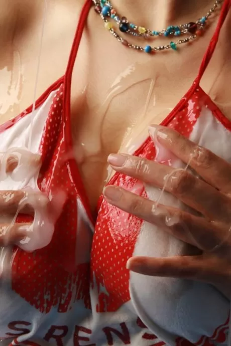 Японская девушка с красивыми сиськами и подстриженным кустиком покрыт 2