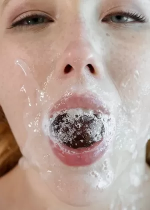 Сцена кончил с девушкой-подростком Самантой Роун и ее мужчиной