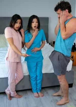 Миниатюрные подростки Xxlayna Marie и Lulu Chu принимают участие в трехстороннем трахе