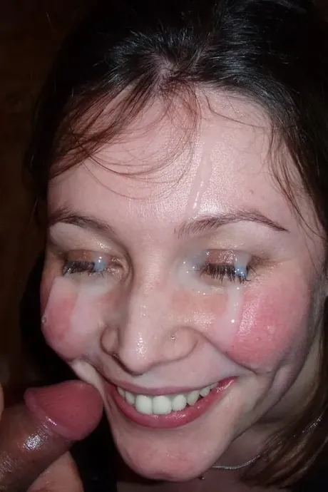 Кончил на лицо Любительское картинка 3323